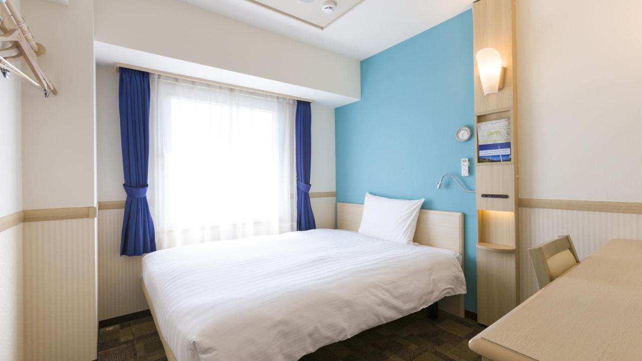 Toyoko Inn Nara Oji Eki Minami Guchi Dış mekan fotoğraf